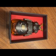 Nikka whisky gold & gold, samurai limited edition